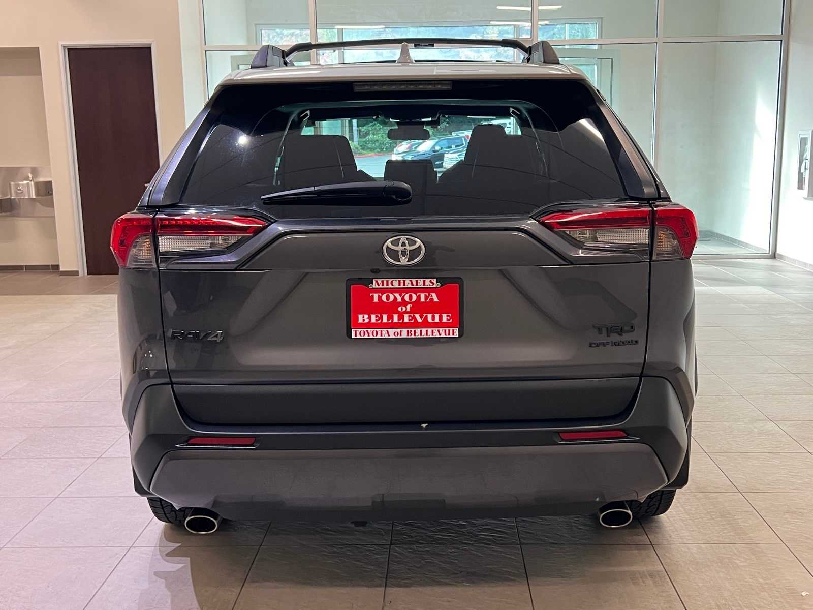 Thumbnail: 2020 Toyota RAV4 - 5