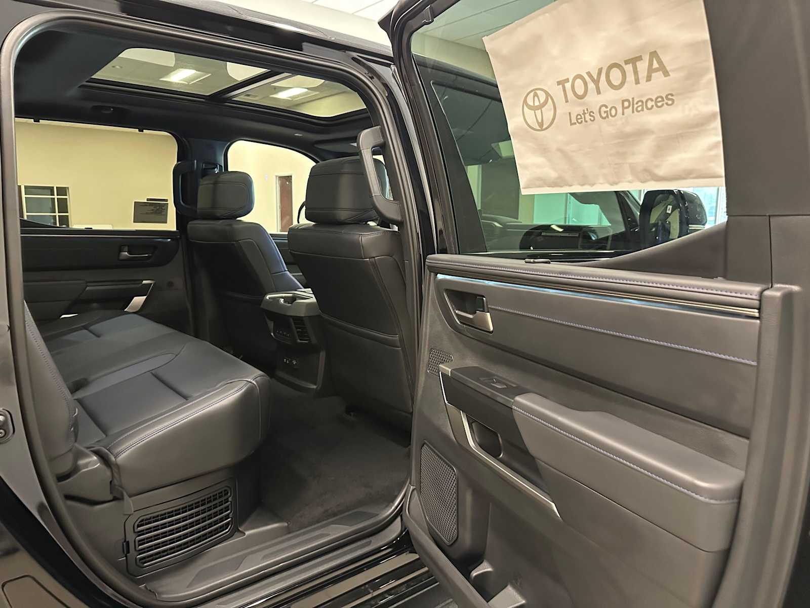 Thumbnail: 2026 Toyota Tundra - 25