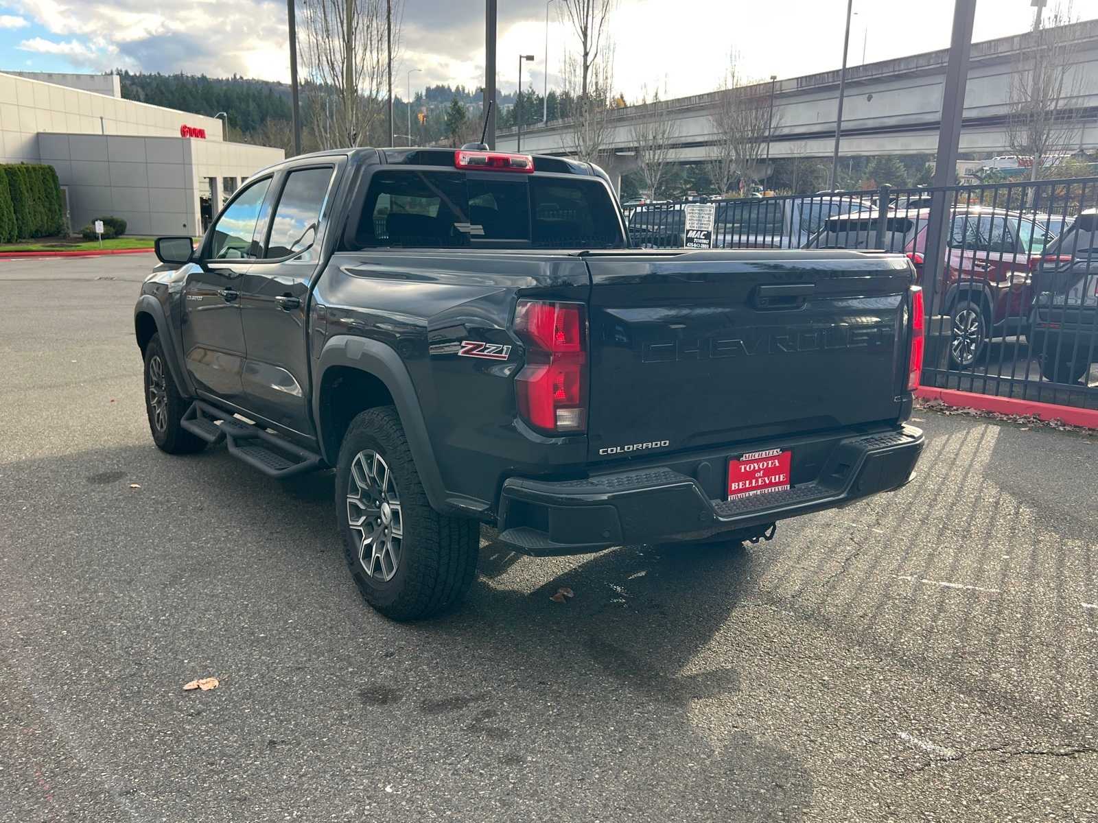 Thumbnail: 2024 Chevrolet Colorado - 7