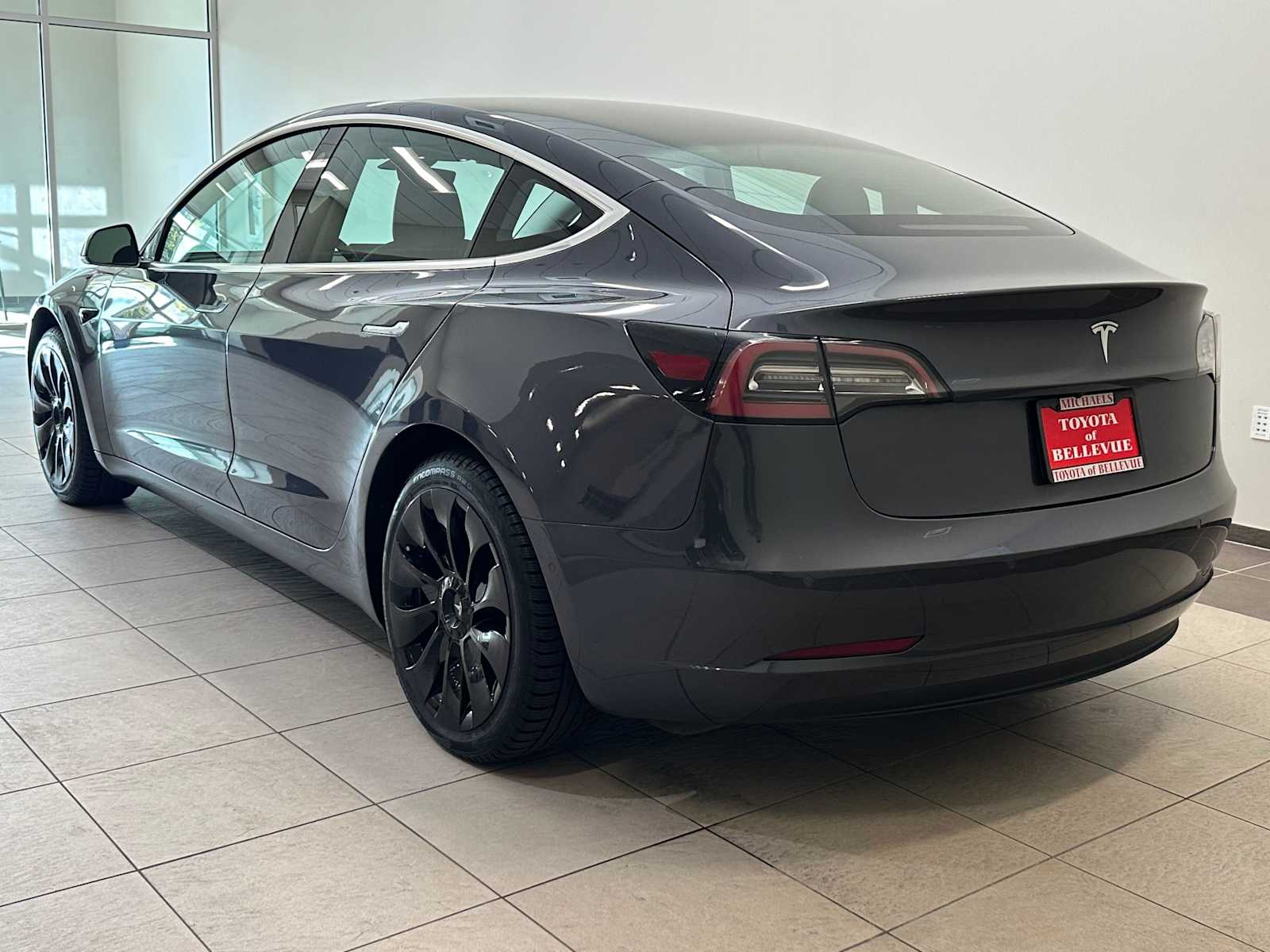 Thumbnail: 2020 Tesla Model 3 - 4