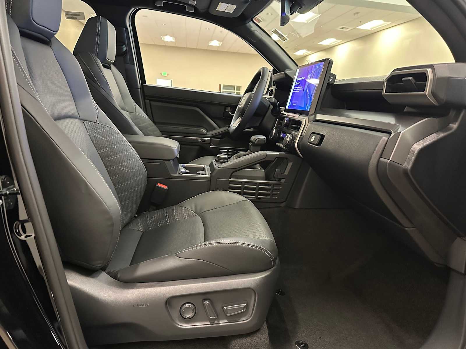 Thumbnail: 2026 Toyota 4Runner - 27