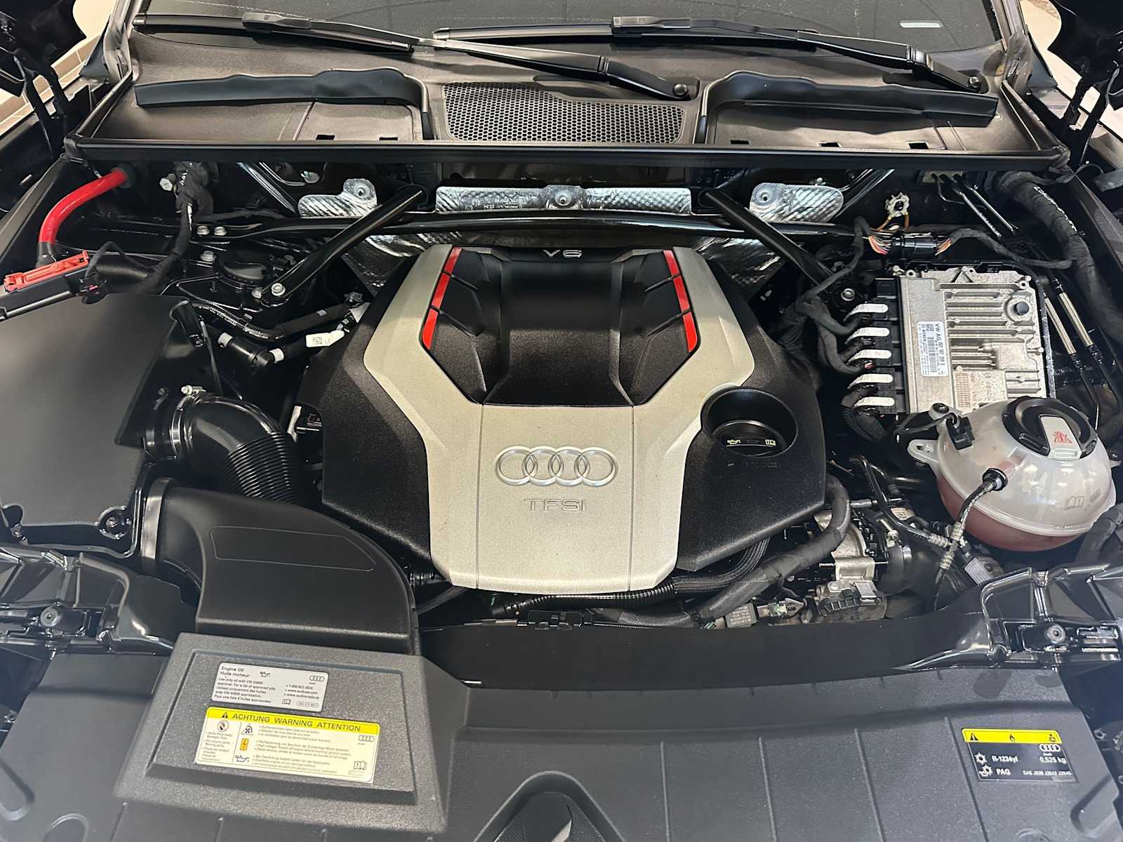 Thumbnail: 2018 Audi SQ5 - 9