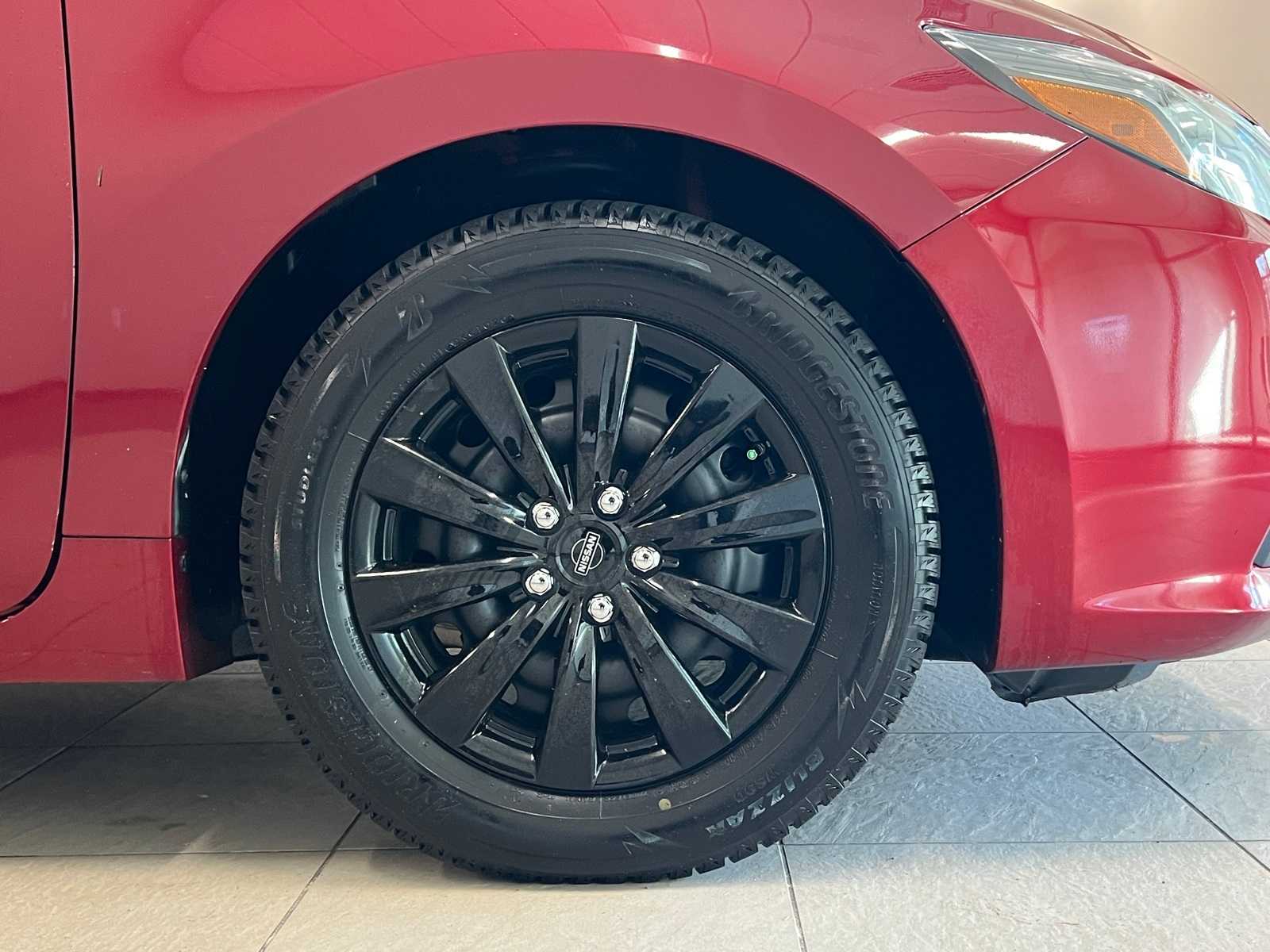 Thumbnail: 2018 Nissan Altima - 7