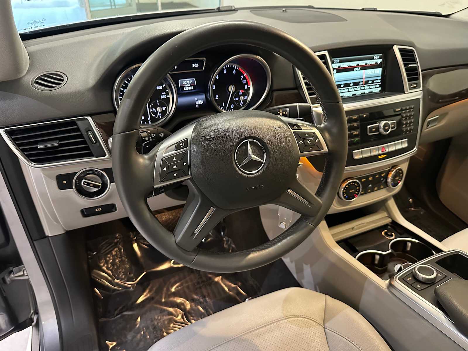 Thumbnail: 2014 Mercedes-Benz M-Class - 2
