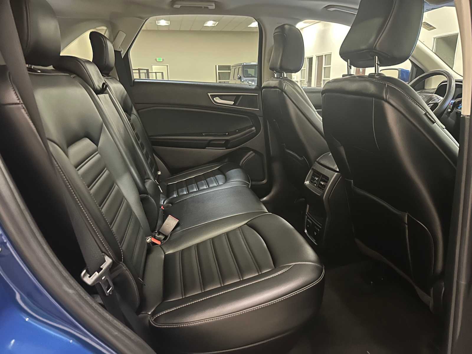 Thumbnail: 2020 Ford Edge - 27