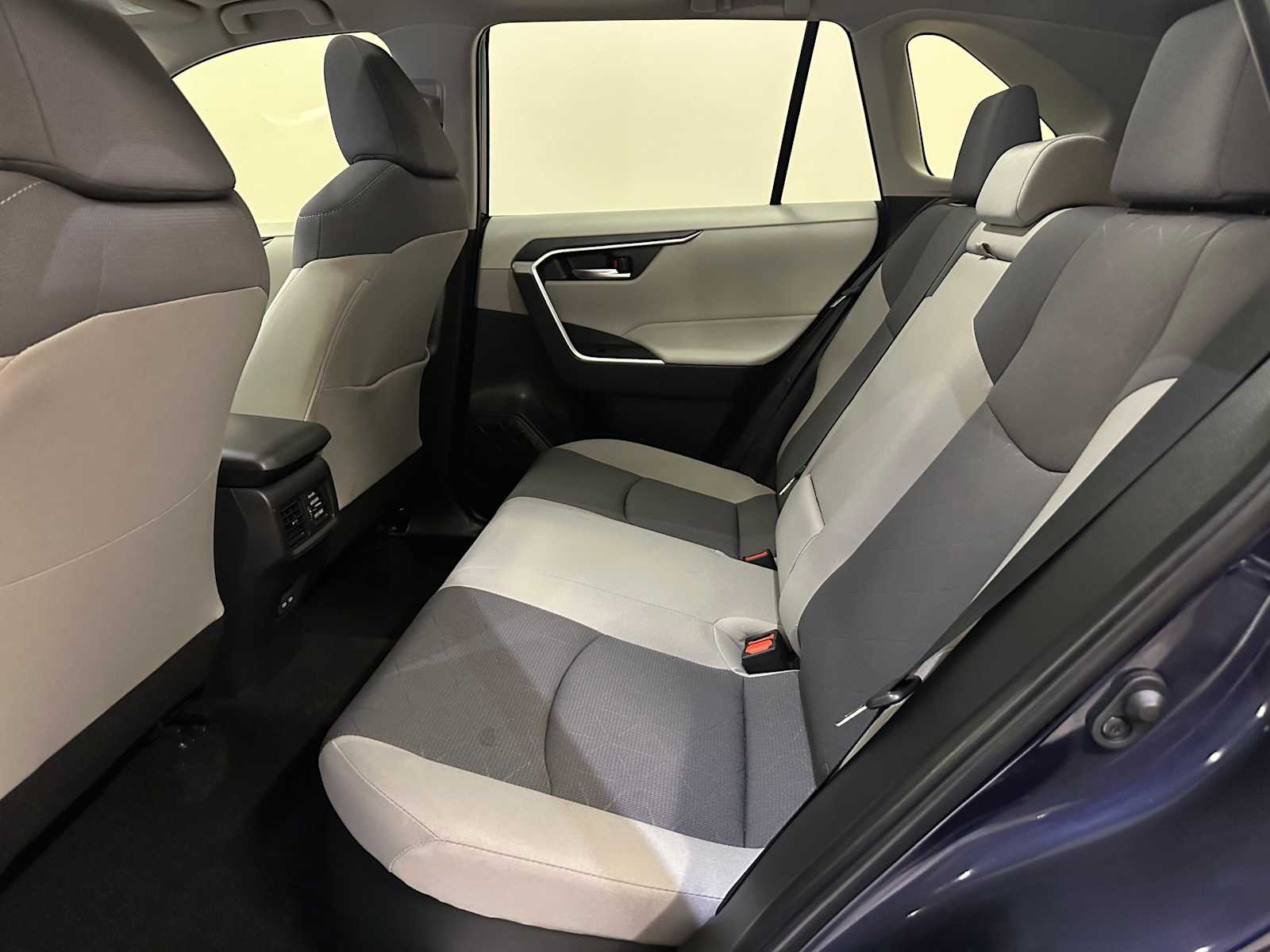 Thumbnail: 2025 Toyota RAV4 - 24