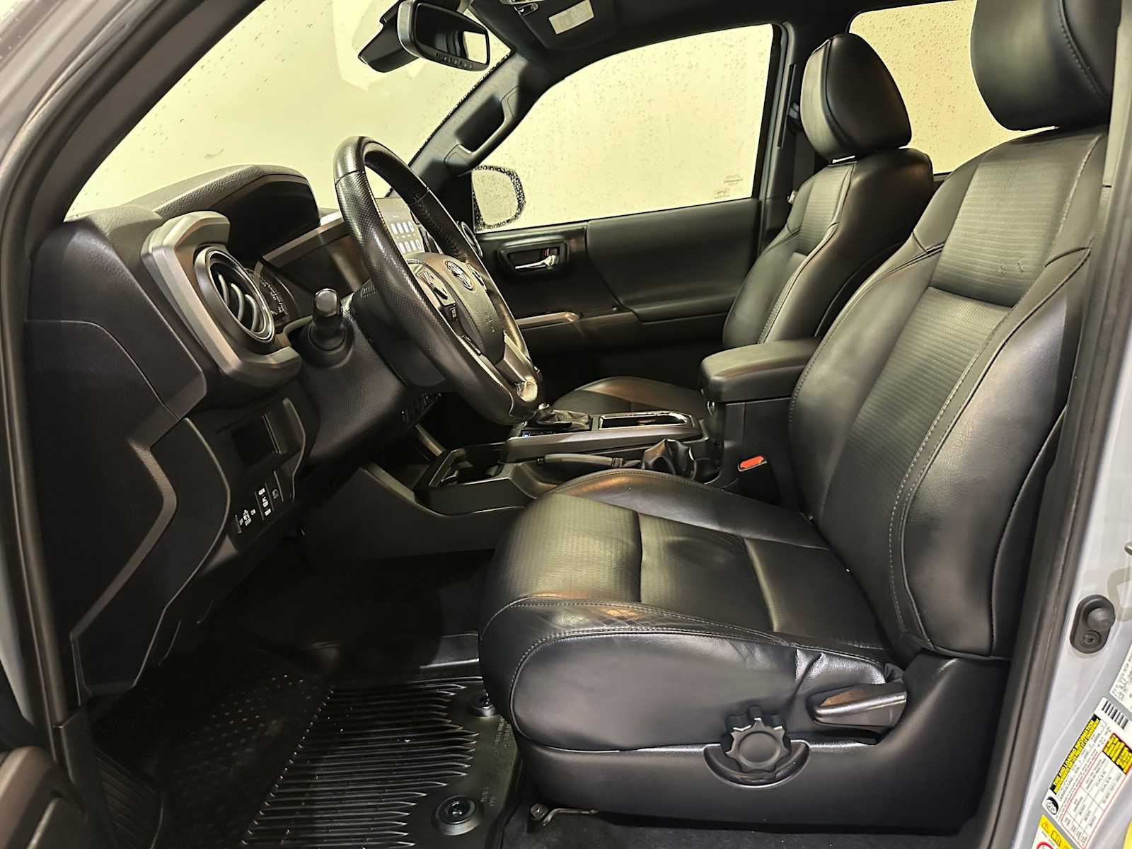 Thumbnail: 2019 Toyota Tacoma - 22