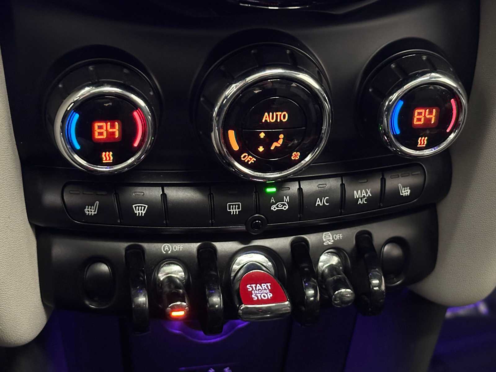 Thumbnail: 2014 MINI Cooper Hardtop - 14