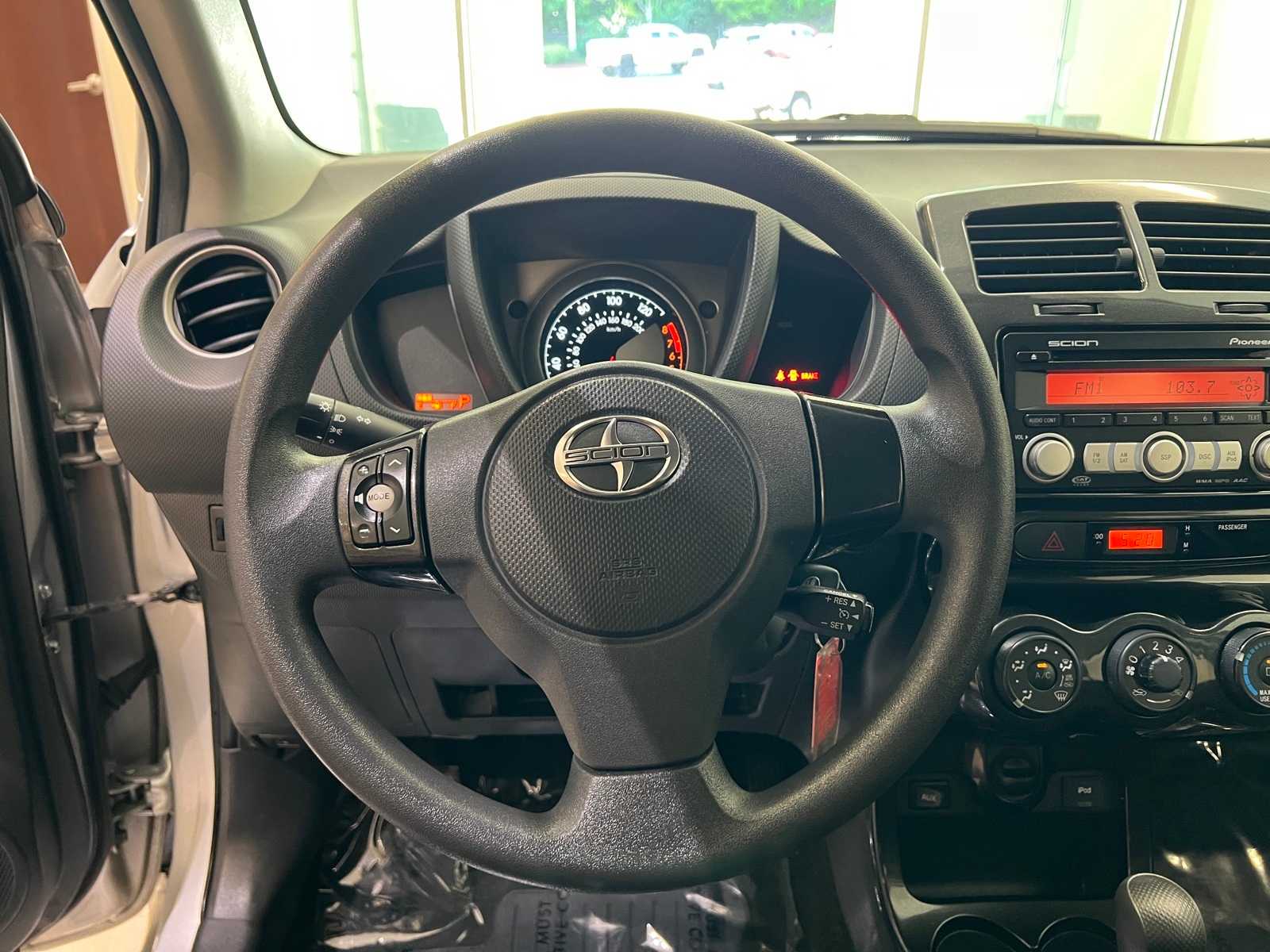 Thumbnail: 2009 Scion xD - 19