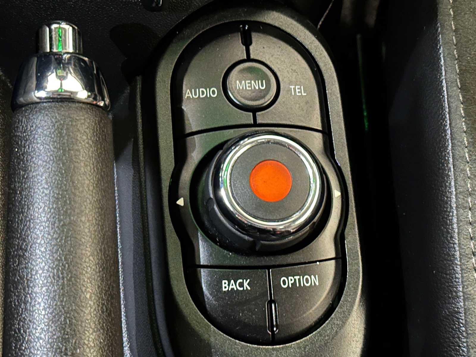 Thumbnail: 2014 MINI Cooper Hardtop - 16