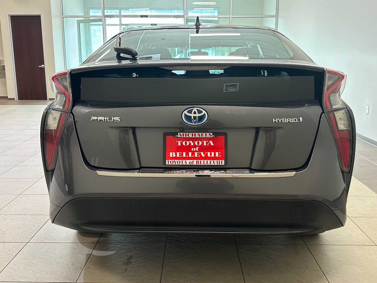 Thumbnail: 2016 Toyota Prius - 5