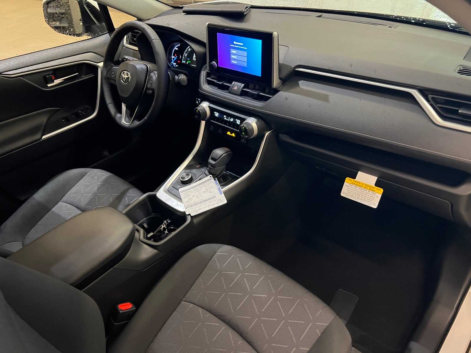 Thumbnail: 2025 Toyota RAV4 - 15