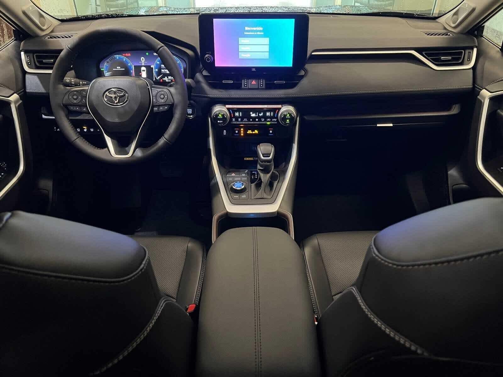 Thumbnail: 2025 Toyota RAV4 - 12