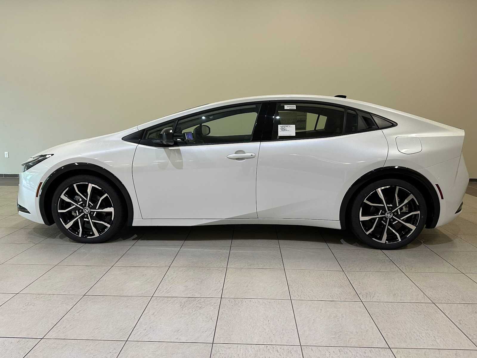 Thumbnail: 2026 Toyota Prius - 3