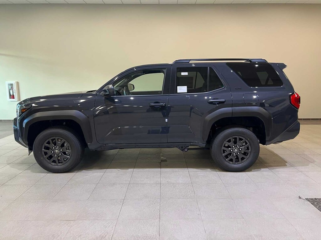New 2025 Toyota 4Runner SR5 SUV