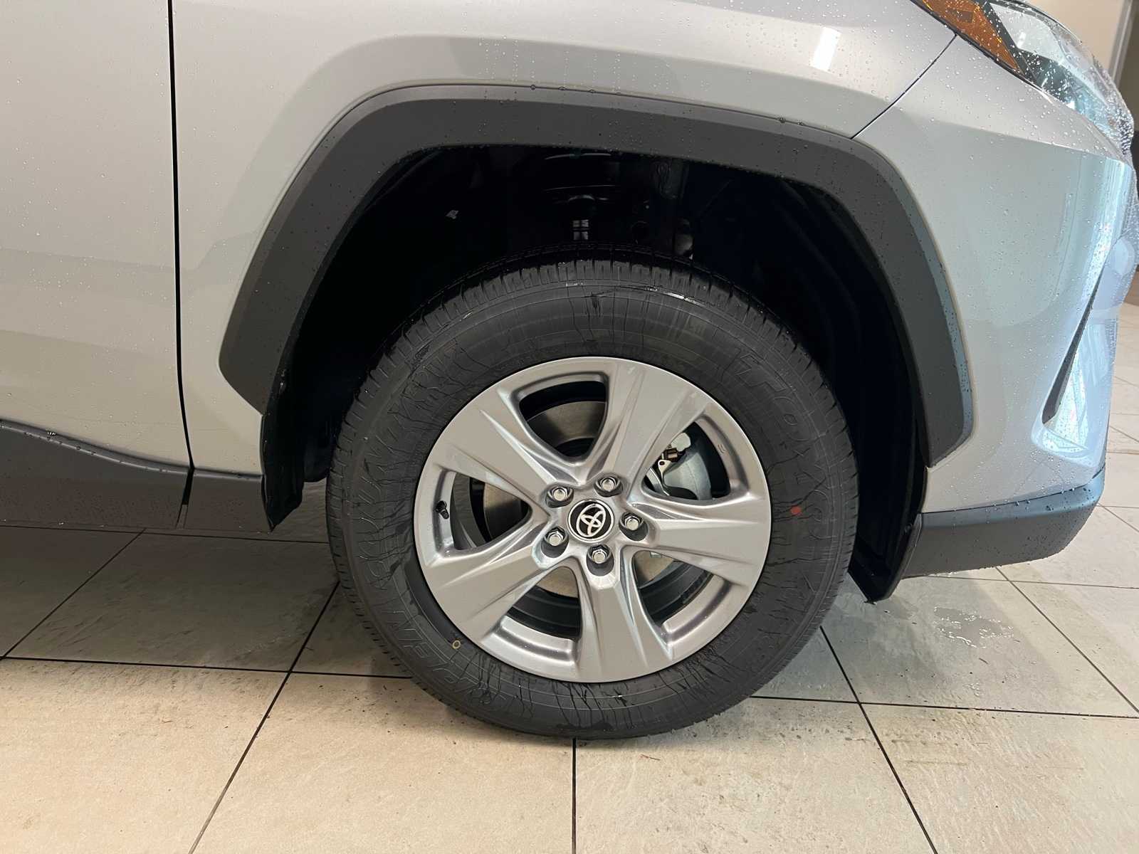 Thumbnail: 2025 Toyota RAV4 - 7