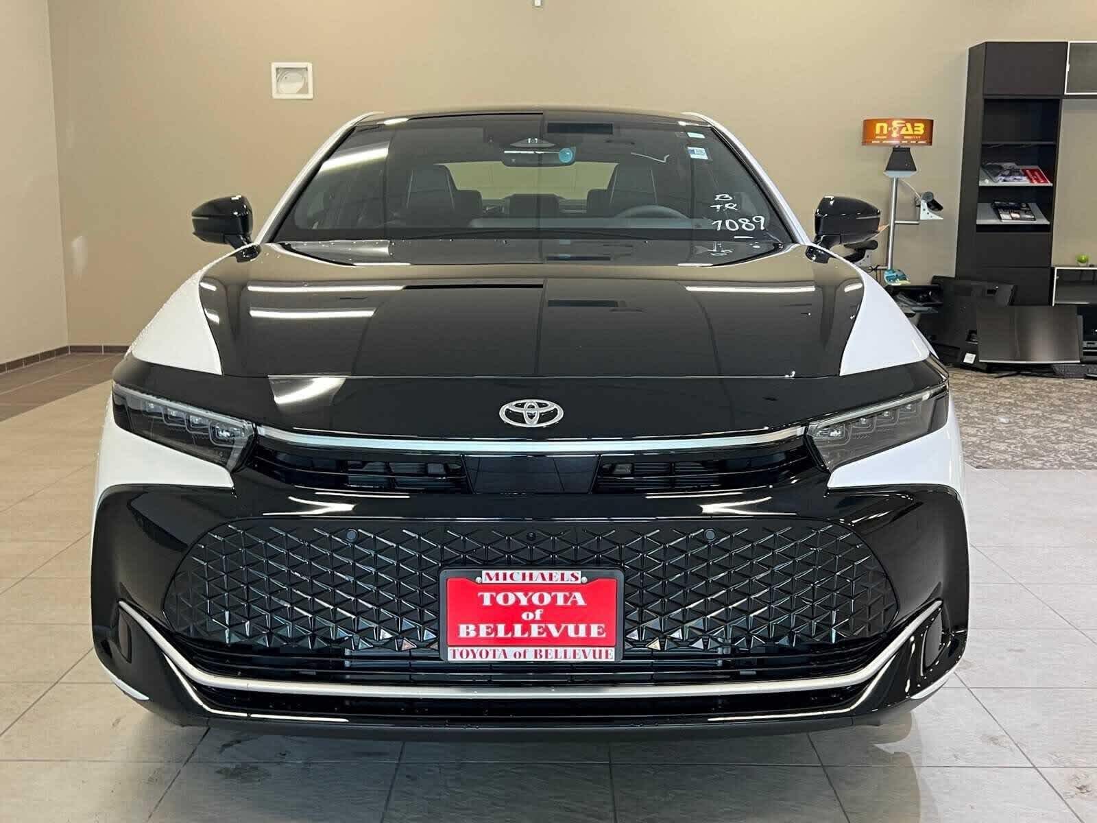 Thumbnail: 2026 Toyota Crown - 8