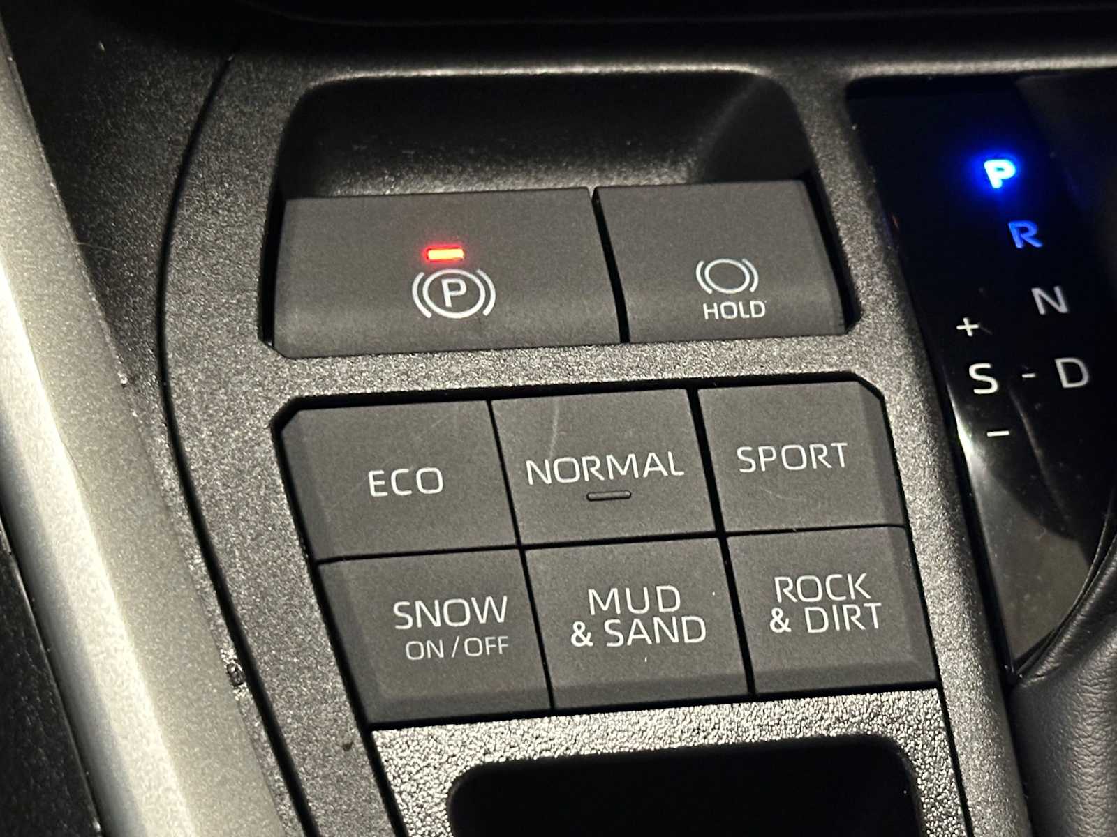 Thumbnail: 2024 Toyota RAV4 - 16