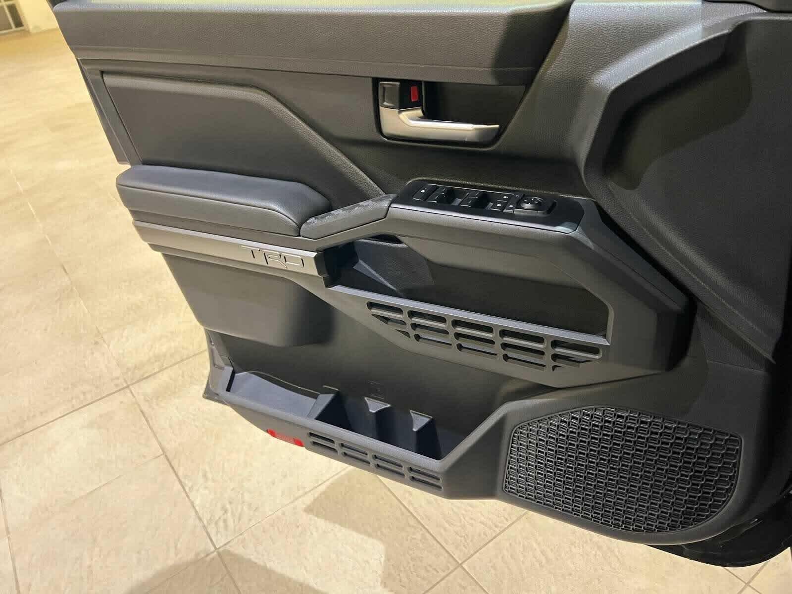 Thumbnail: 2025 Toyota Tacoma - 17