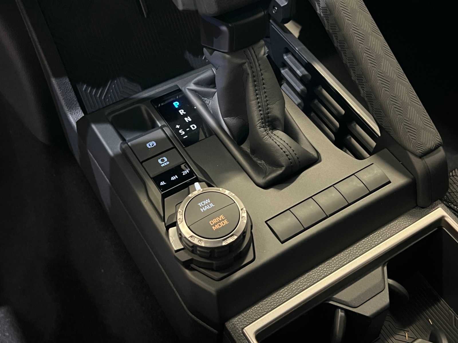 Thumbnail: 2025 Toyota 4Runner - 24