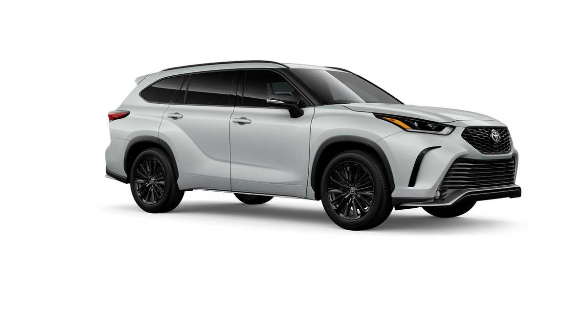 Thumbnail: 2026 Toyota Highlander - 14
