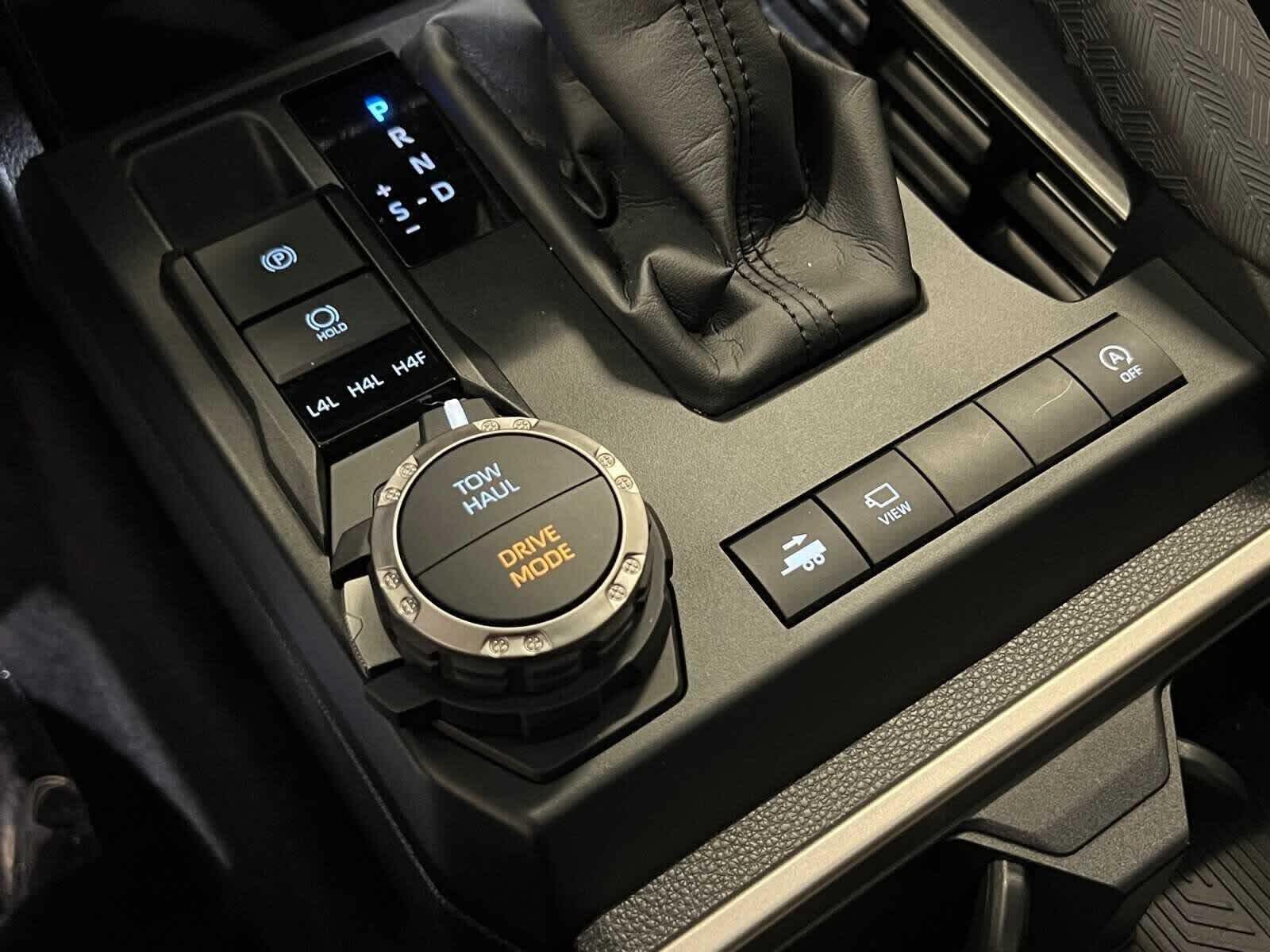 Thumbnail: 2025 Toyota 4Runner - 28