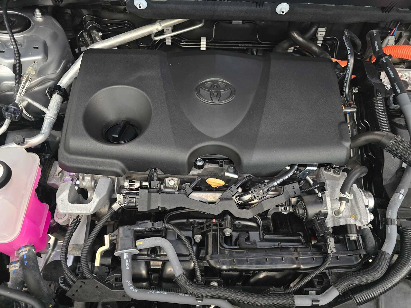 Thumbnail: 2022 Toyota RAV4 - 9