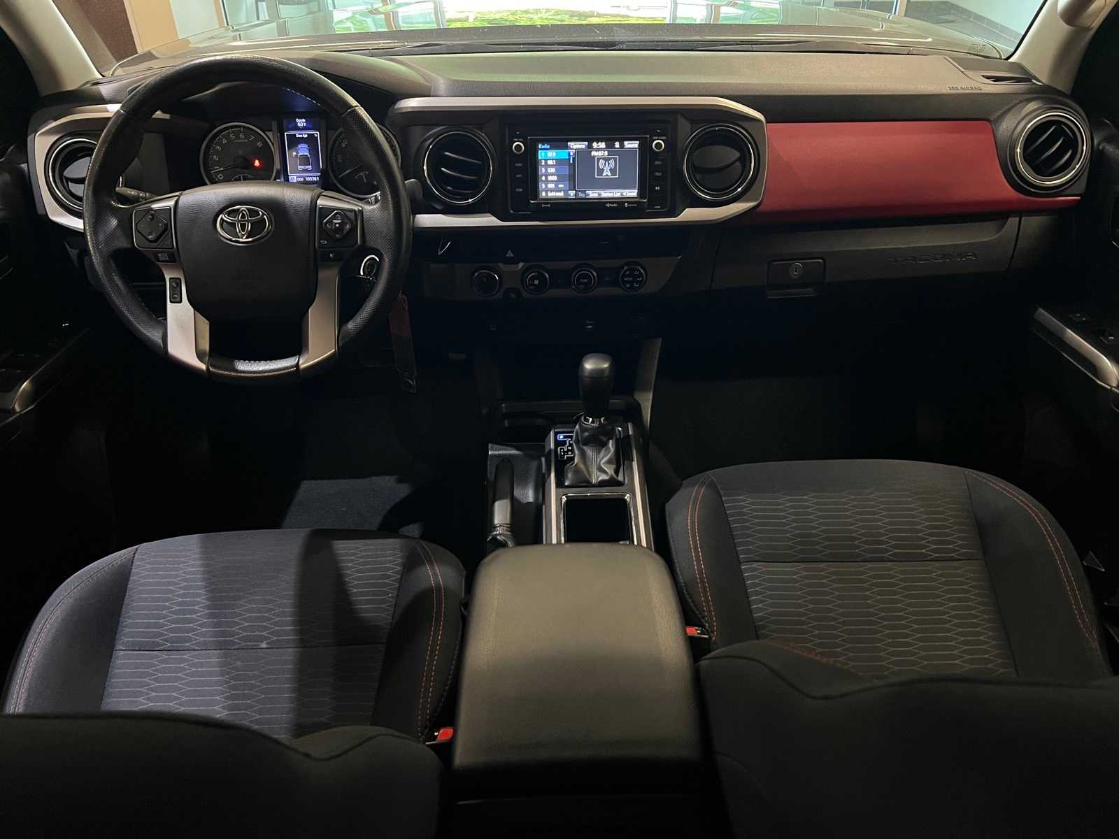 Thumbnail: 2017 Toyota Tacoma - 9