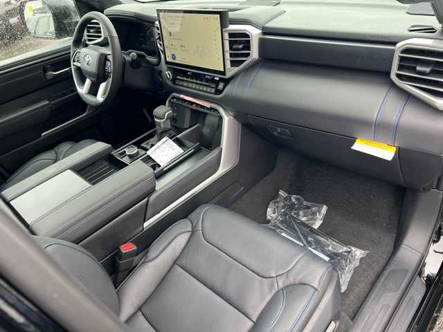 Thumbnail: 2025 Toyota Tundra - 17