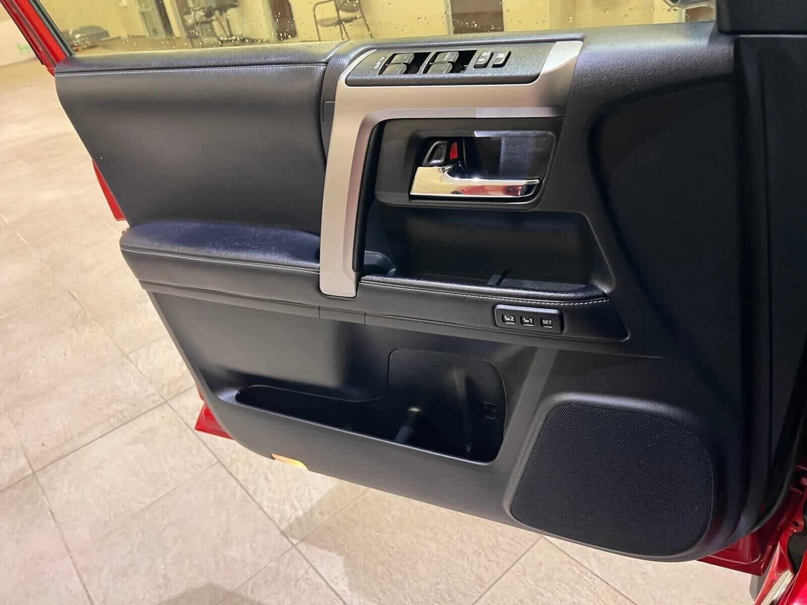 Thumbnail: 2024 Toyota 4Runner - 19