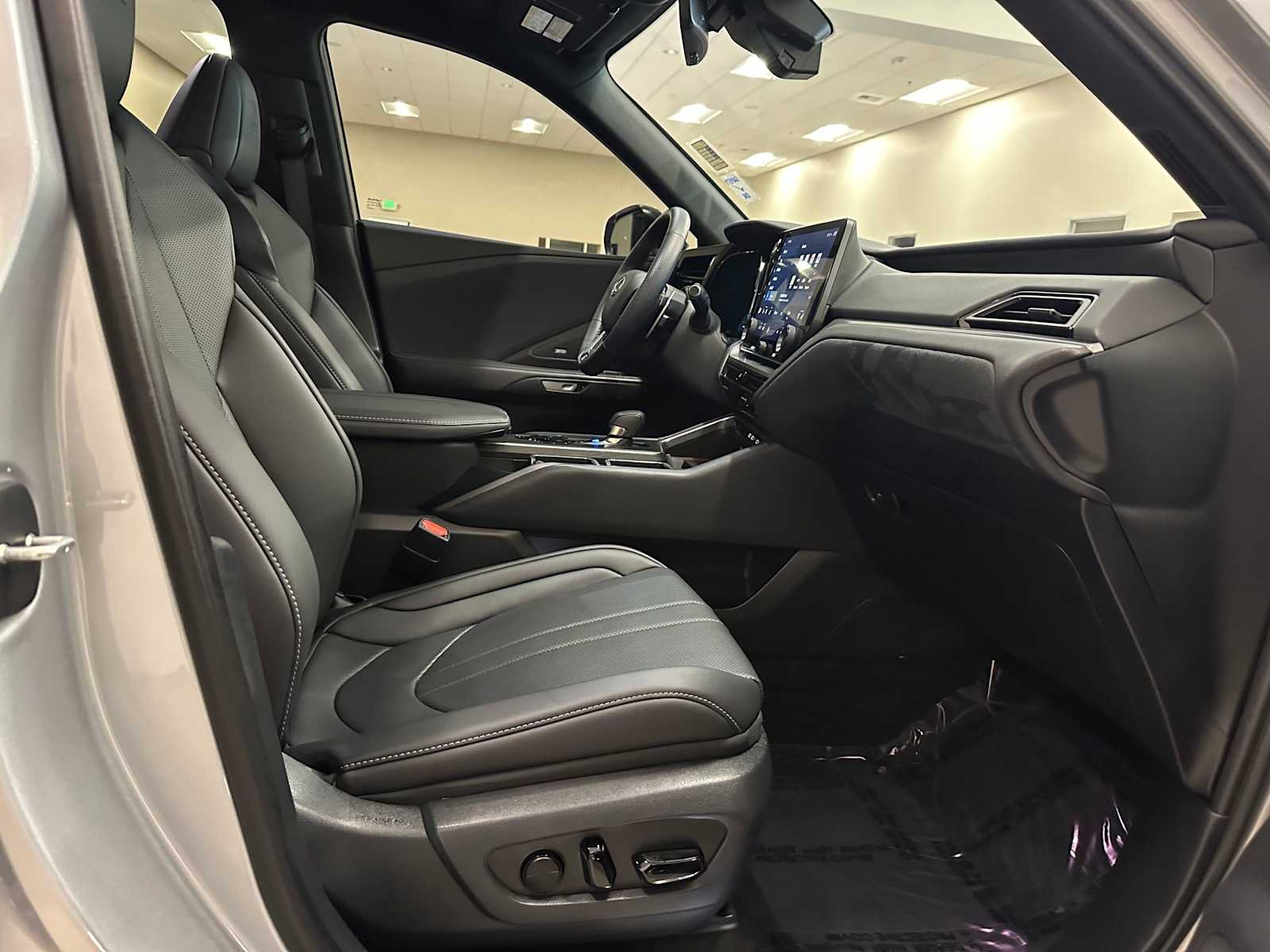 Thumbnail: 2024 Lexus TX - 27