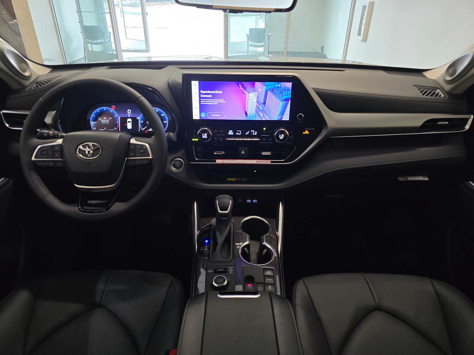 Thumbnail: 2026 Toyota Highlander - 10