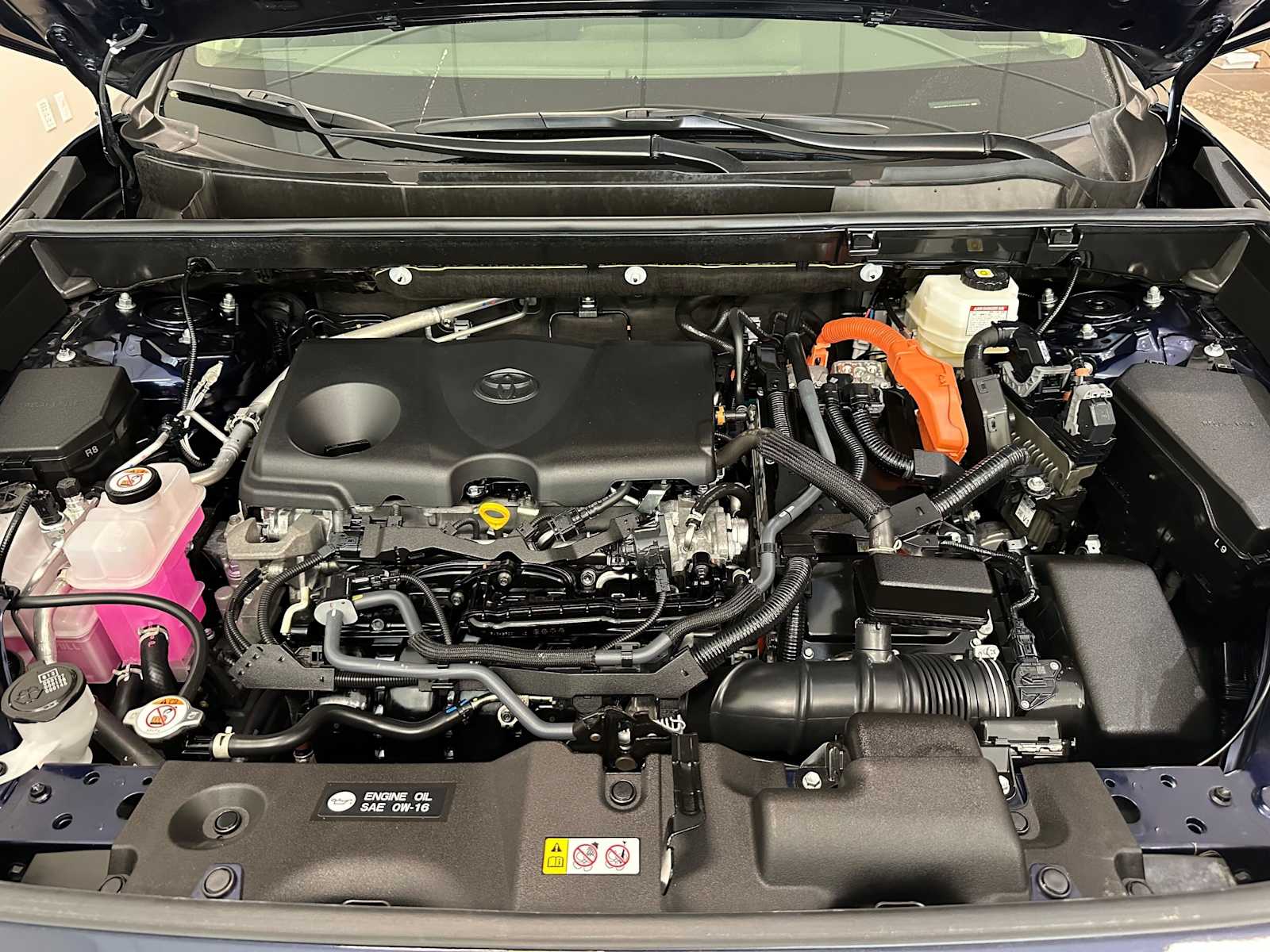 Thumbnail: 2025 Toyota RAV4 - 9