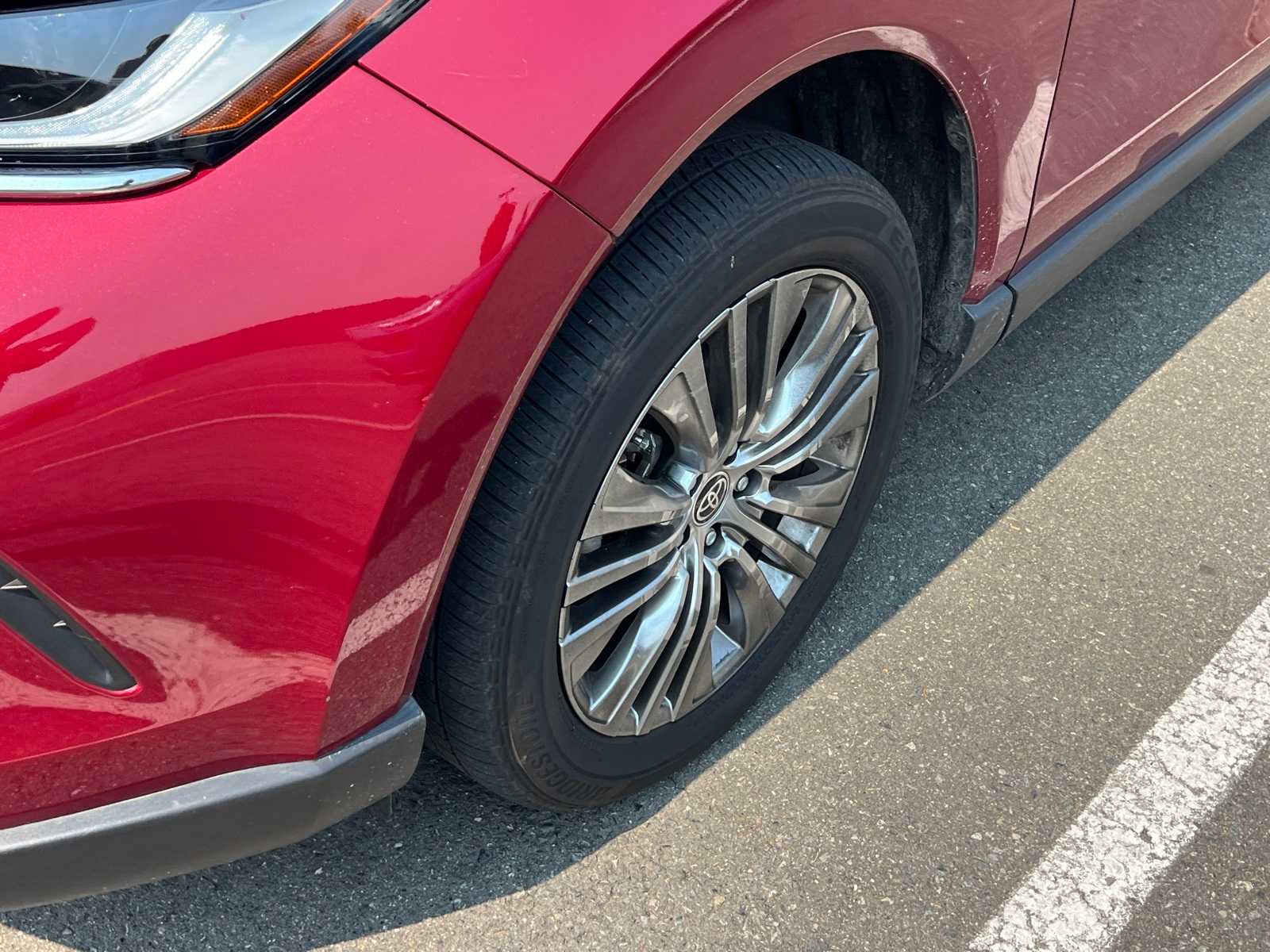 Thumbnail: 2021 Toyota Venza - 5