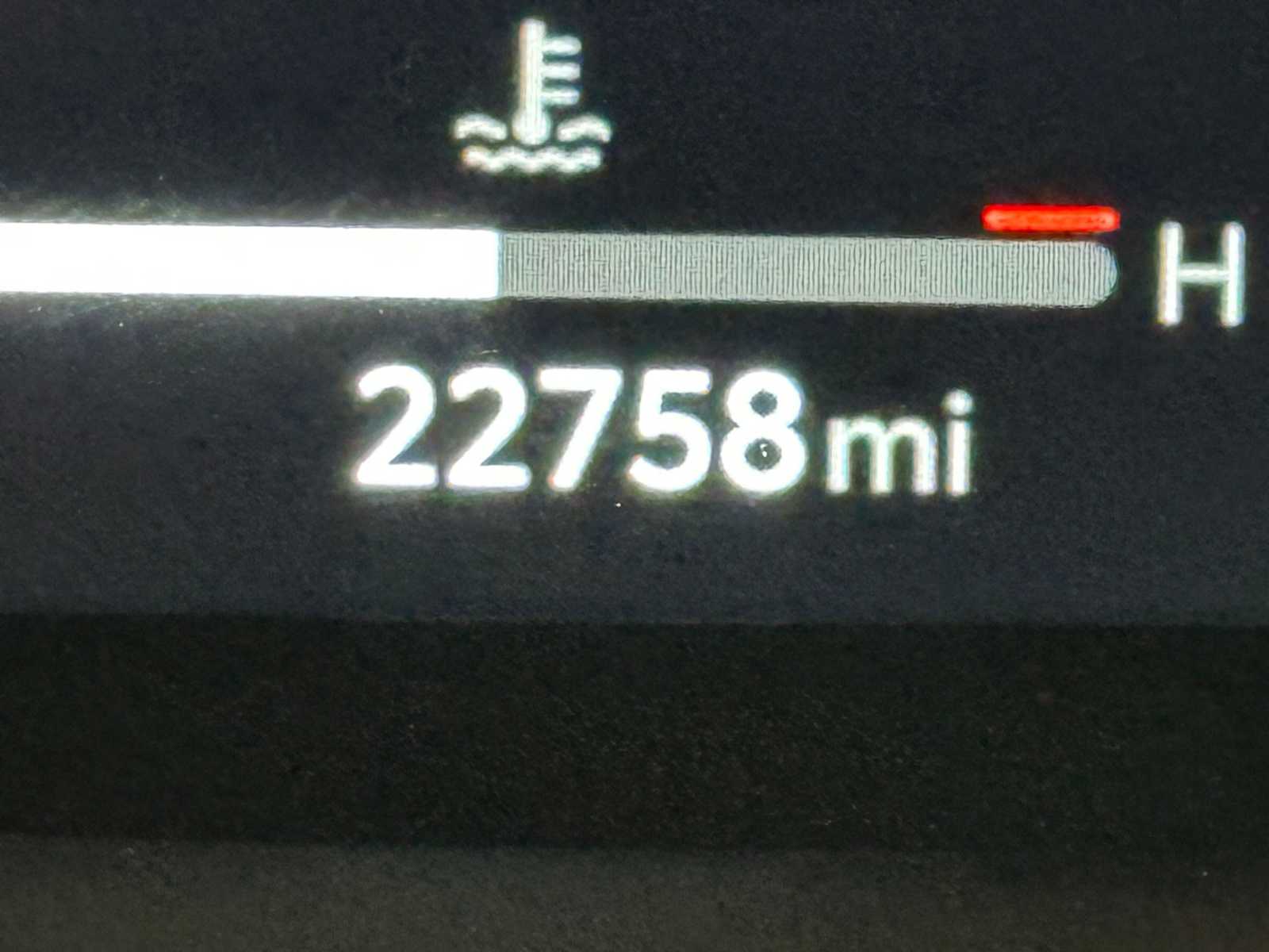 Thumbnail: 2023 Toyota RAV4 - 19