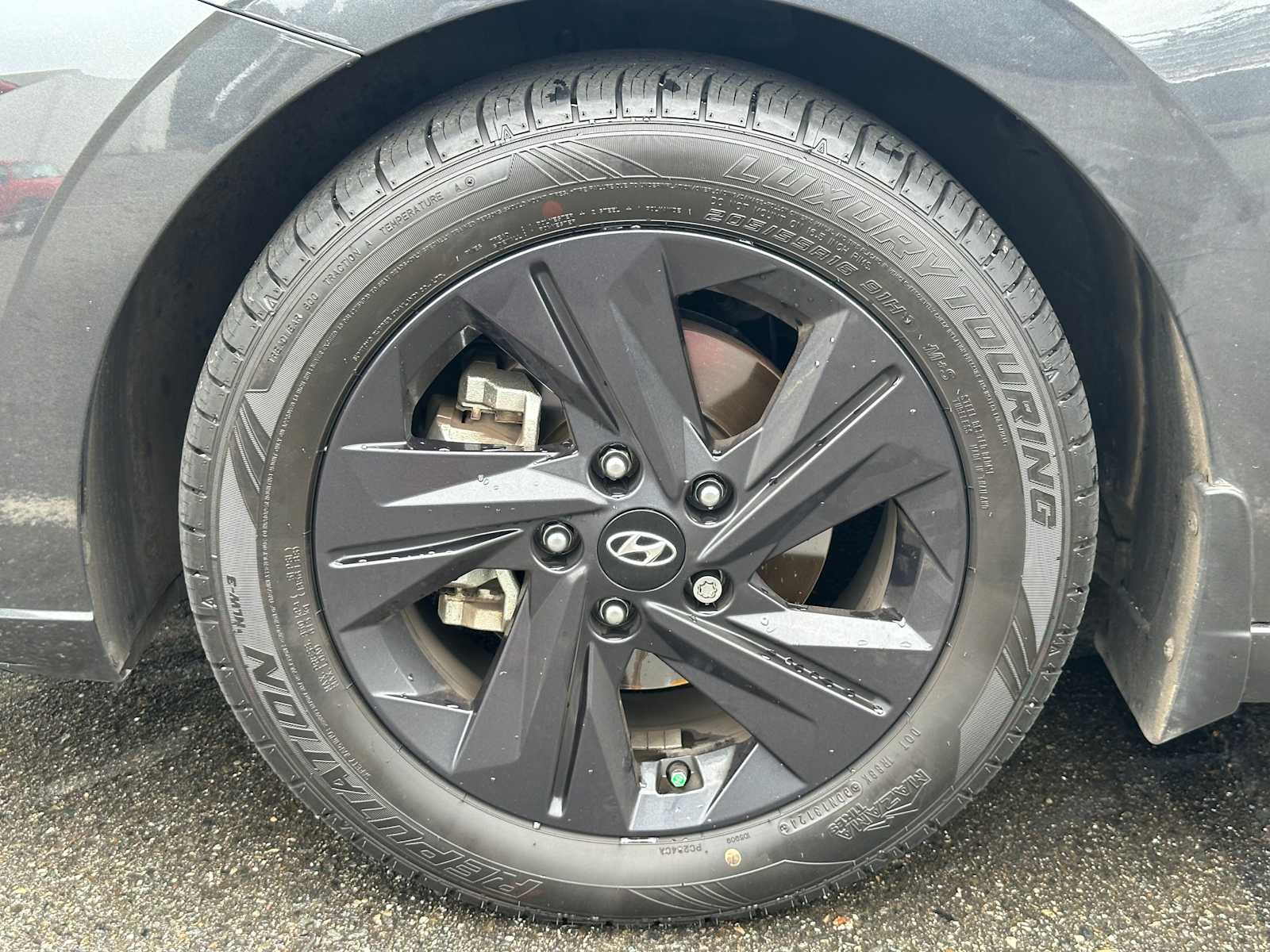 Thumbnail: 2023 Hyundai Elantra - 4