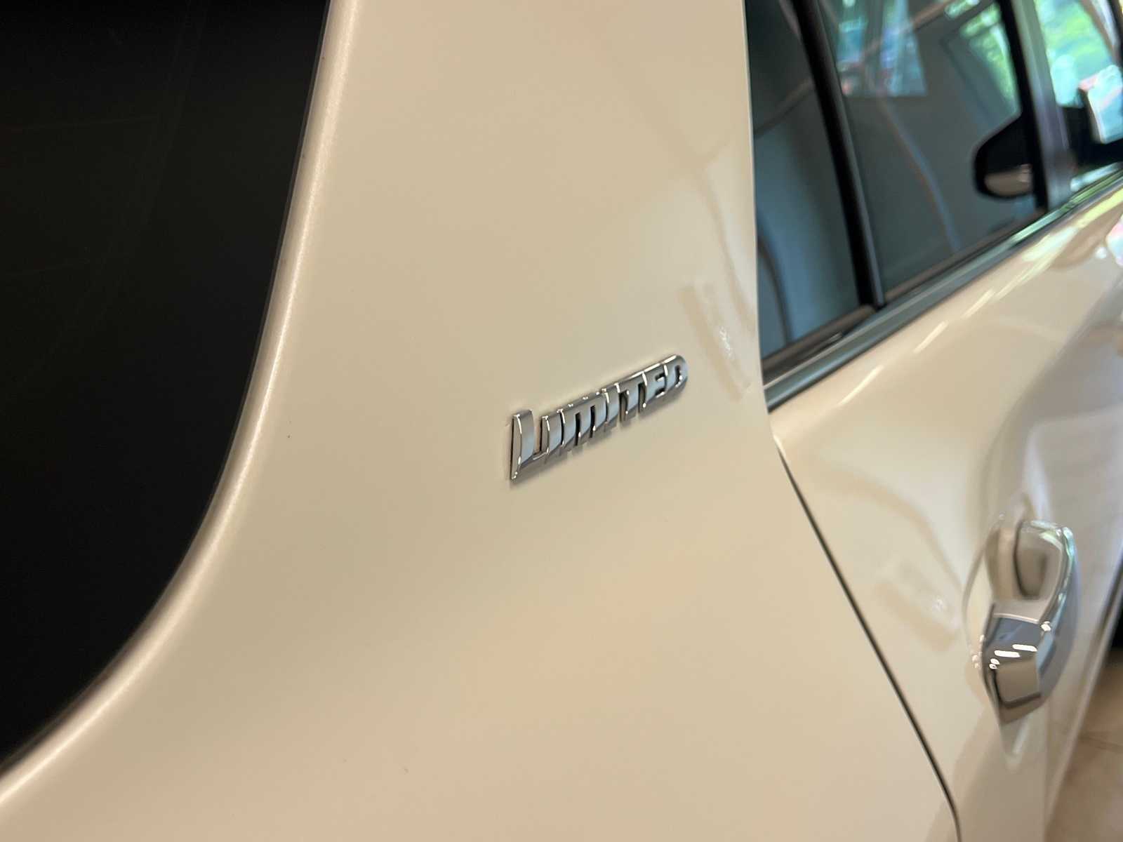 Thumbnail: 2023 Toyota 4Runner - 6