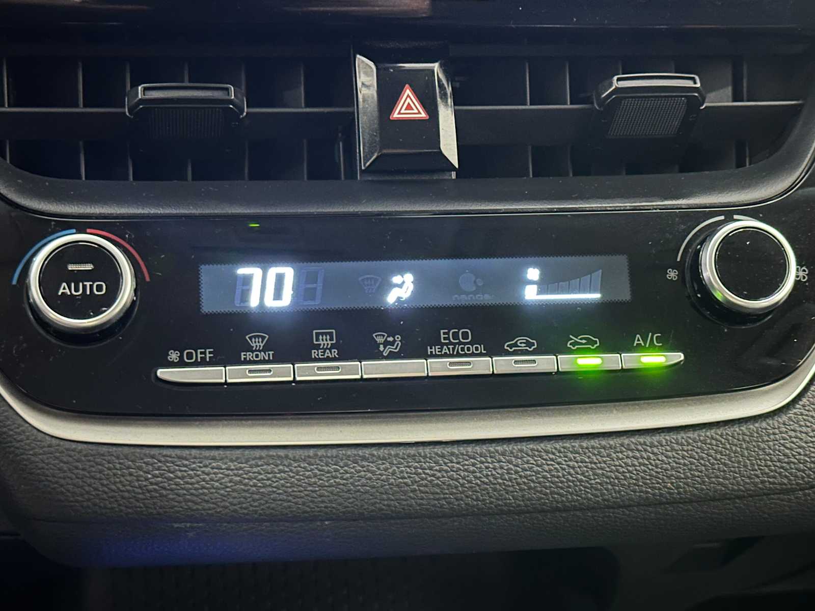 Thumbnail: 2022 Toyota Corolla - 15