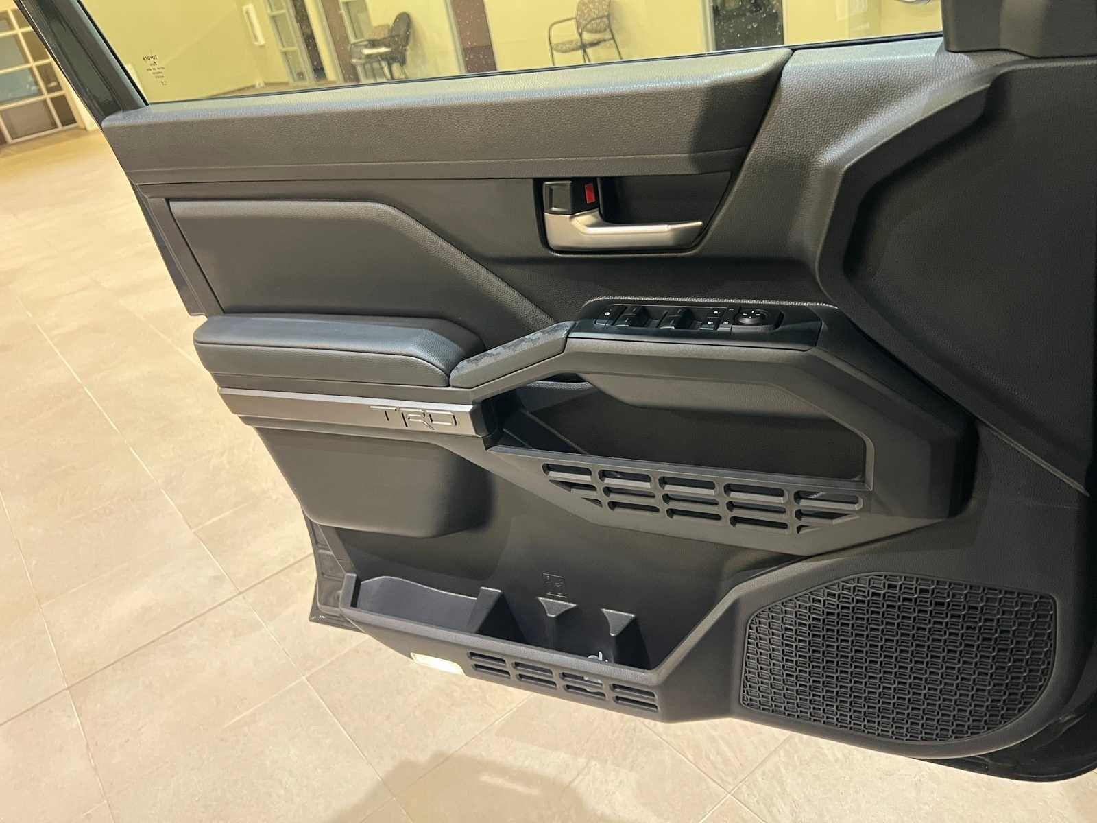 Thumbnail: 2025 Toyota Tacoma - 18