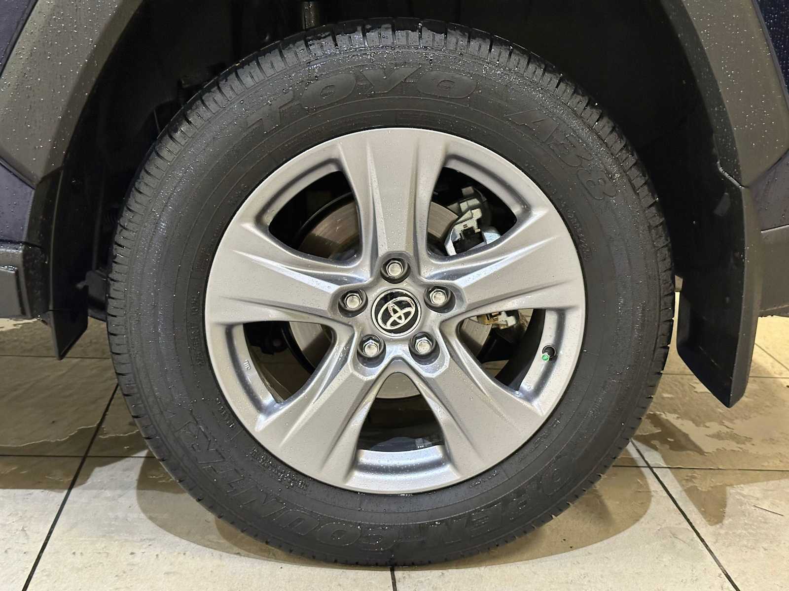 Thumbnail: 2025 Toyota RAV4 - 17