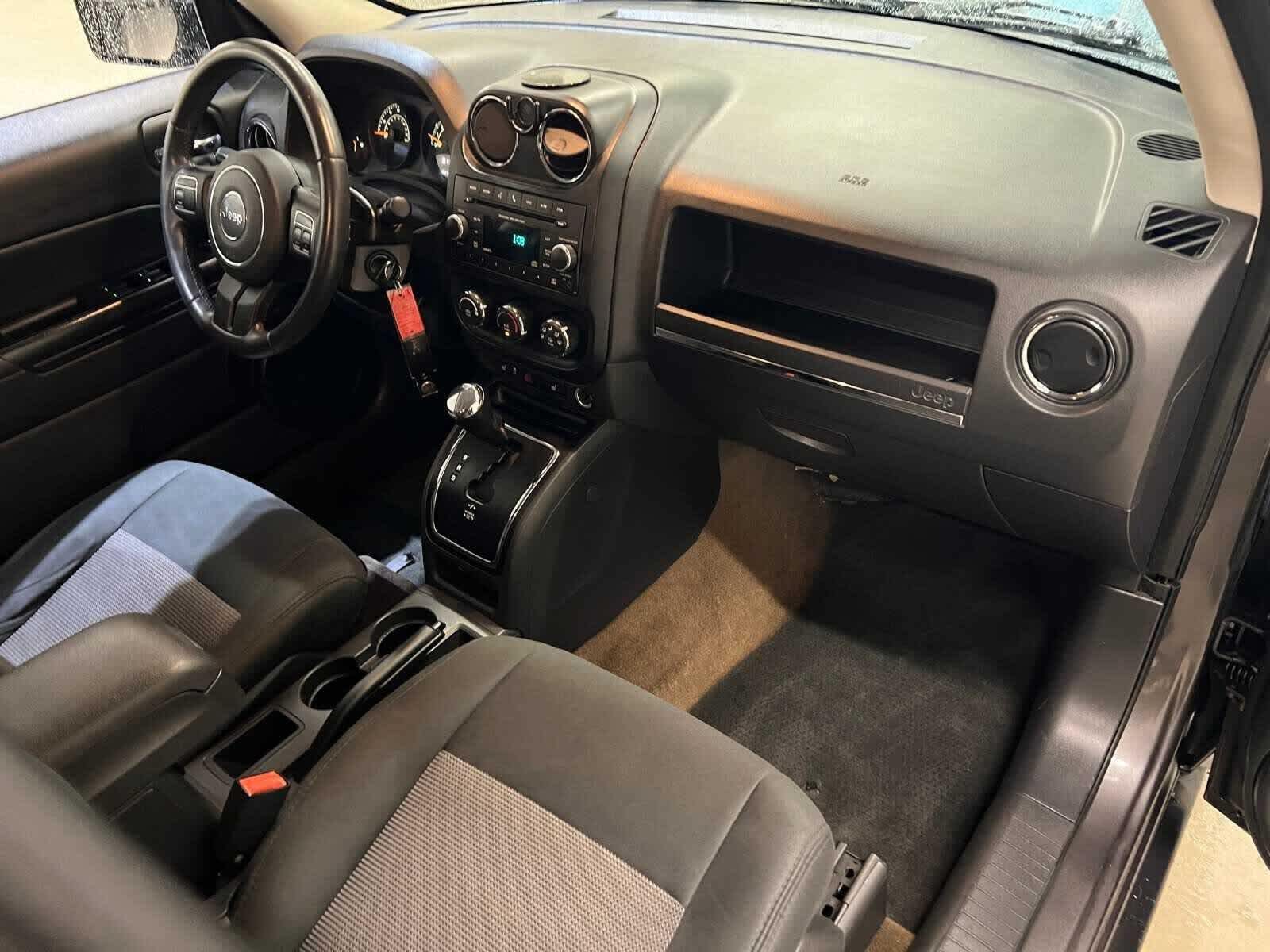 Thumbnail: 2014 Jeep Patriot - 15