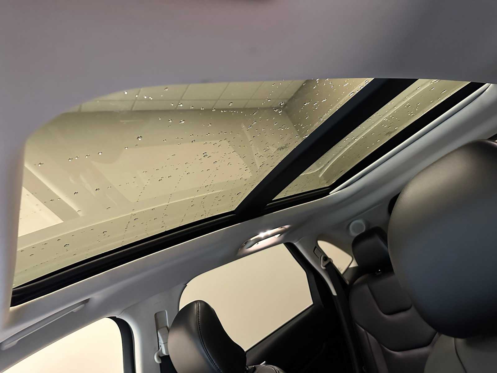 Thumbnail: 2017 Ford Edge - 30