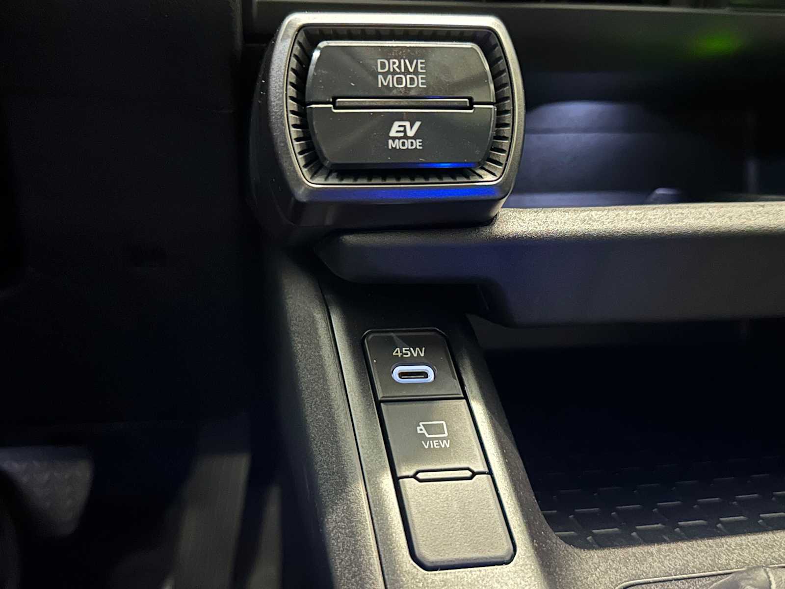 Thumbnail: 2026 Toyota RAV4 - 15
