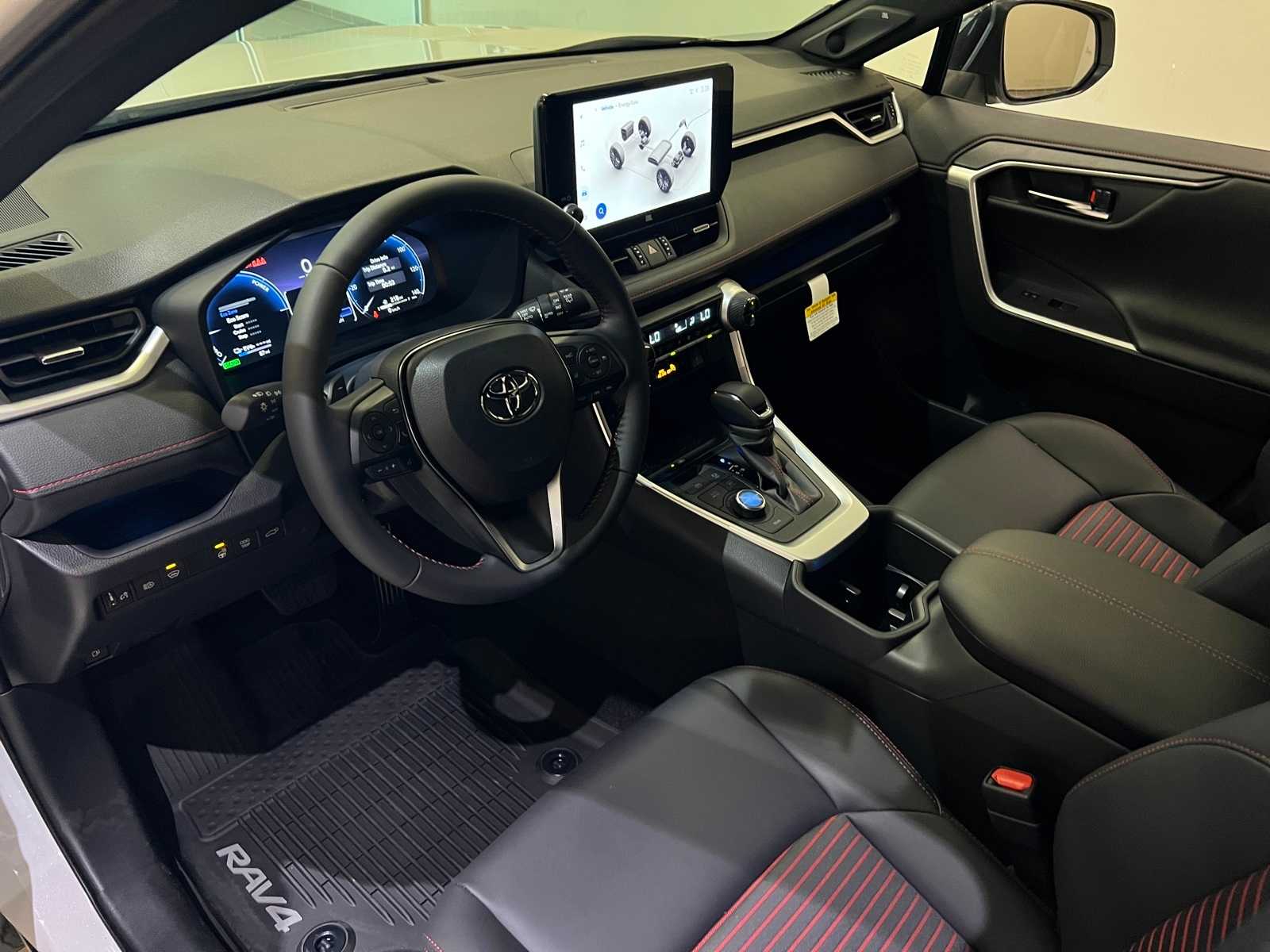 Thumbnail: 2025 Toyota RAV4 - 2