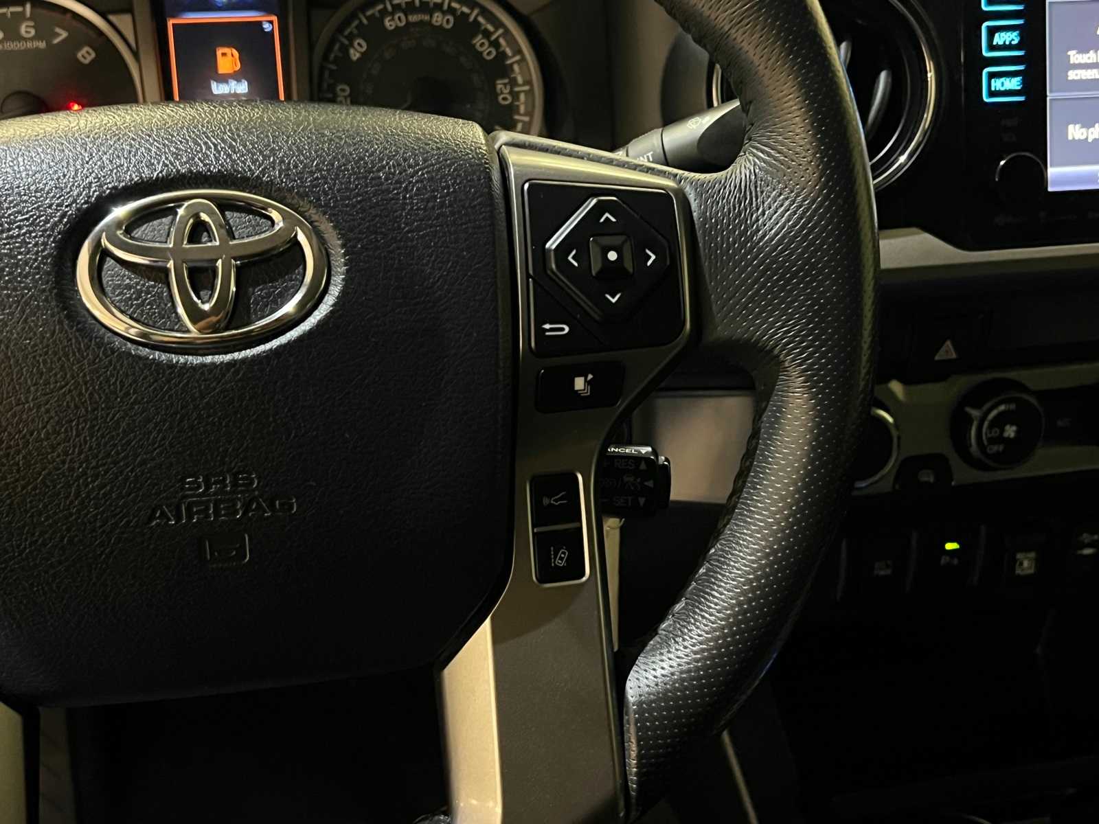 Thumbnail: 2019 Toyota Tacoma - 20