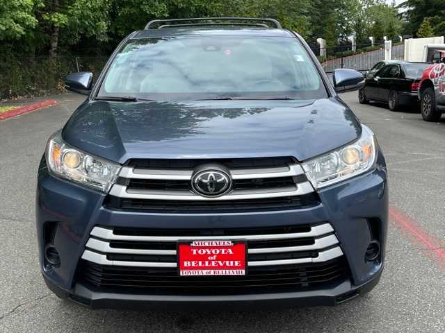 Thumbnail: 2019 Toyota Highlander - 8