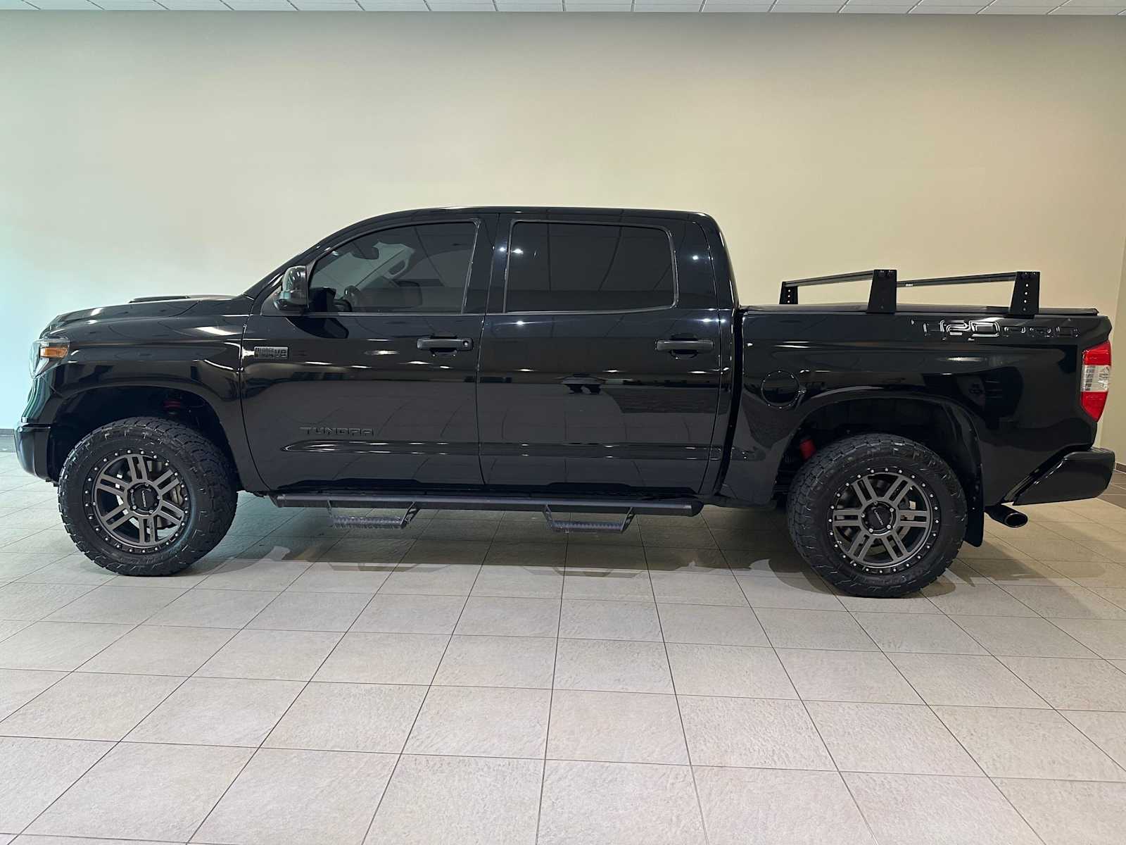 Thumbnail: 2019 Toyota Tundra - 3