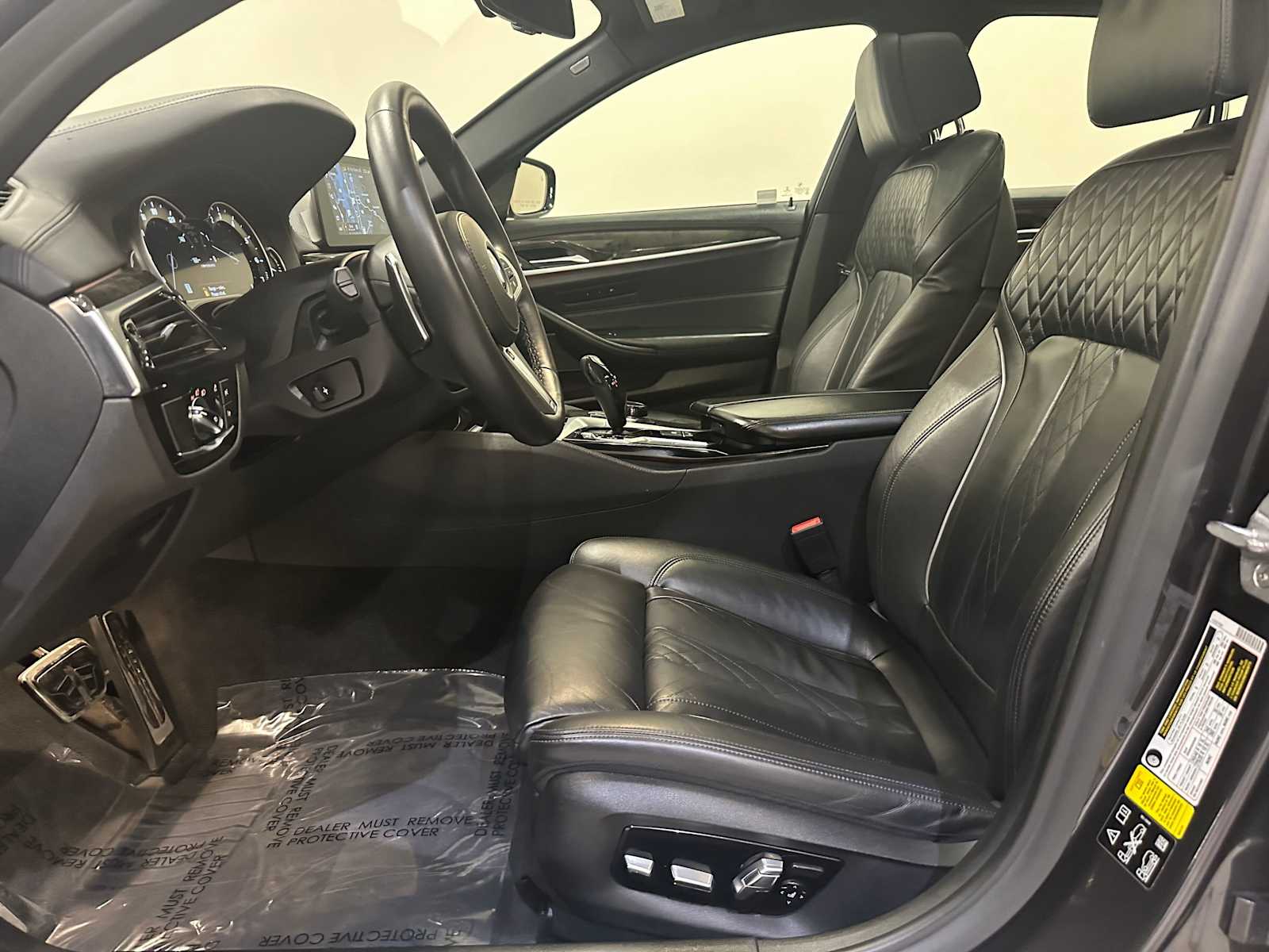 Thumbnail: 2018 BMW 5 Series - 22