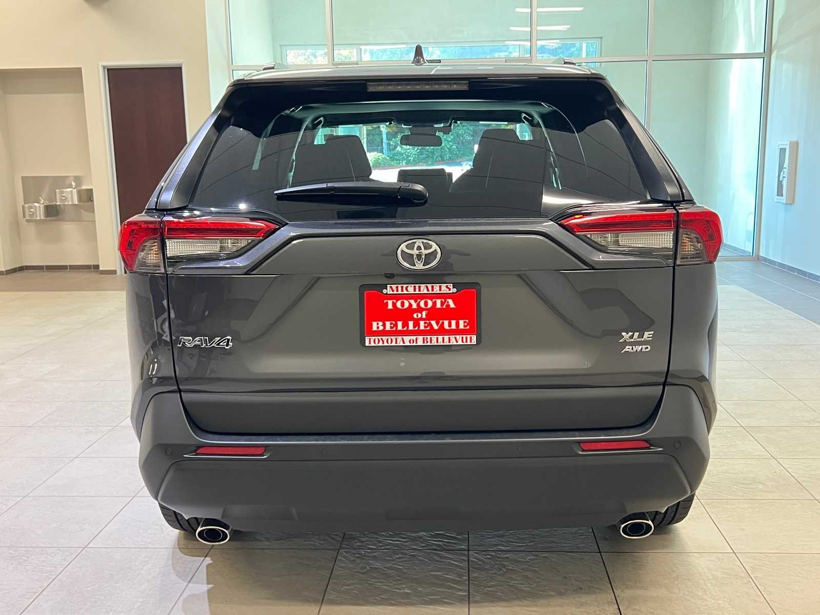 Thumbnail: 2025 Toyota RAV4 - 5