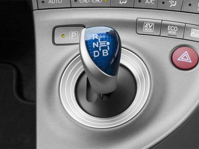 Thumbnail: 2013 Toyota Prius - 8